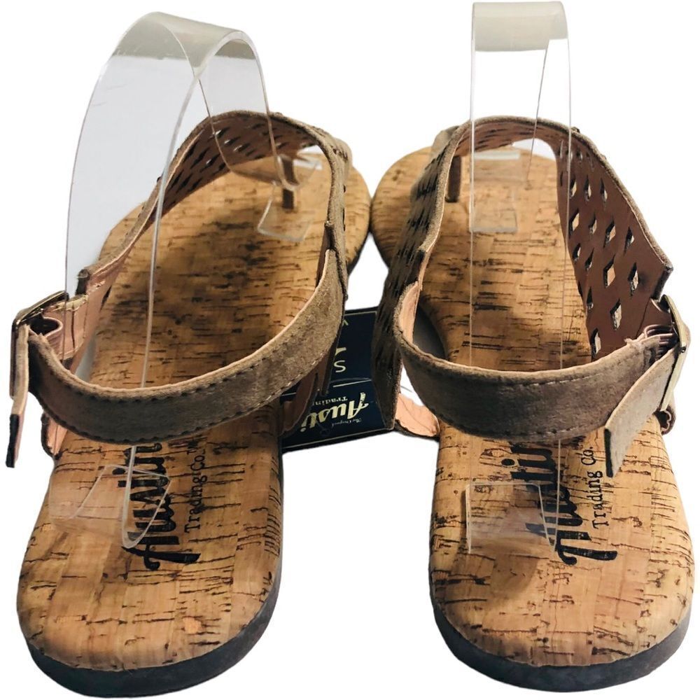 Austin Trading Co Tan Embelished Sandals - Picture 6 of 8